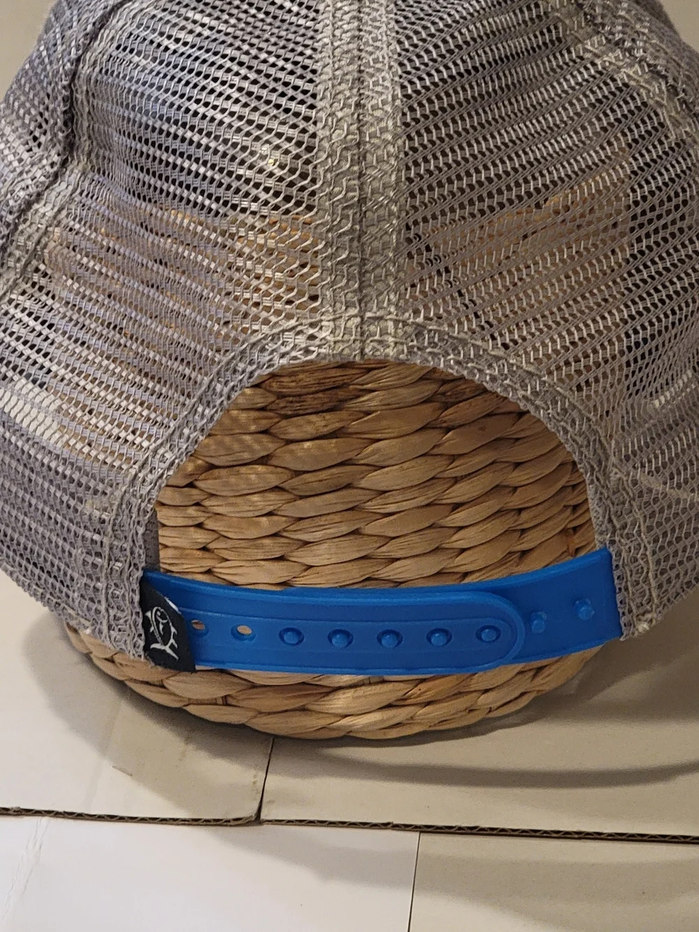 Southern Tide Men’s Light Blue Mesh-Back Hat with Sunset Patch